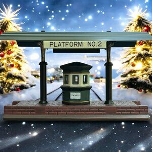 Dept 56 Victoria Station Train Platform Dickens Village Accessory - 1990